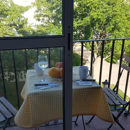 Saturnos Apartment